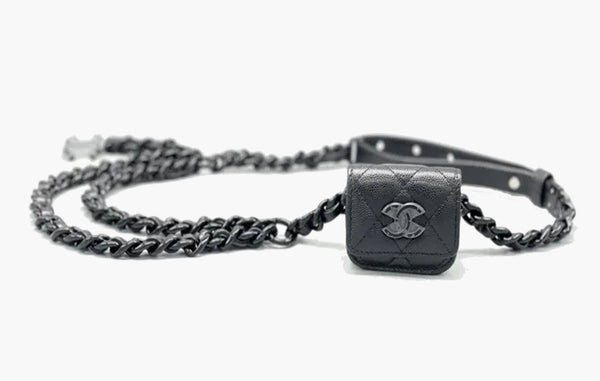 Chanel СС Mini Calfskin Leather Headphones Case Bag Black | Sortage