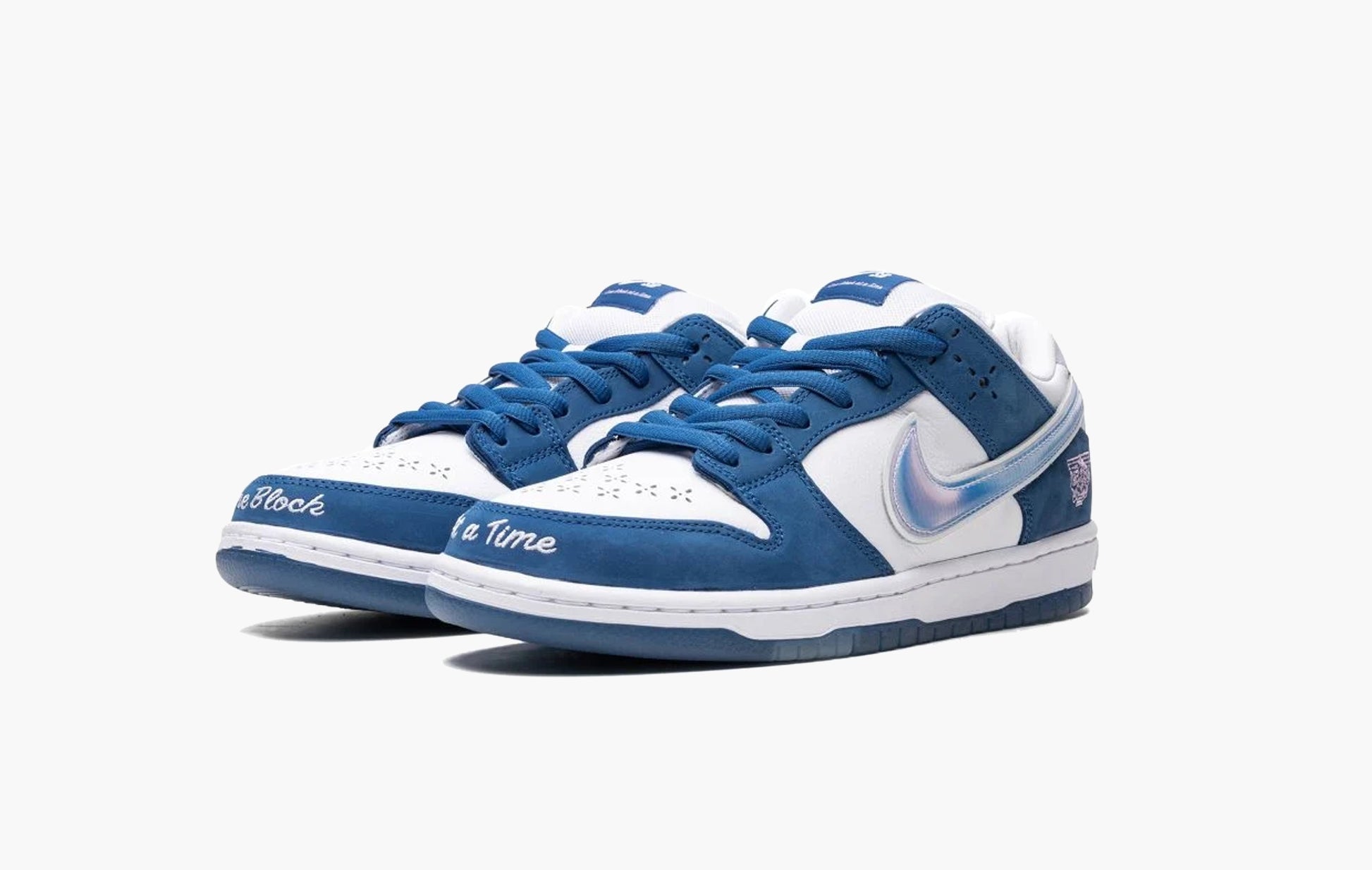 Nike SB Dunk Low Born X Raised One Block At A Time - FN7819 400 | The Sortage