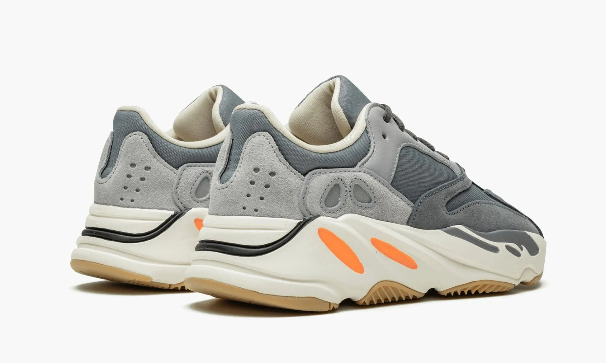 Yeezy Boost 700 Magnet - FV9922 | The Sortage