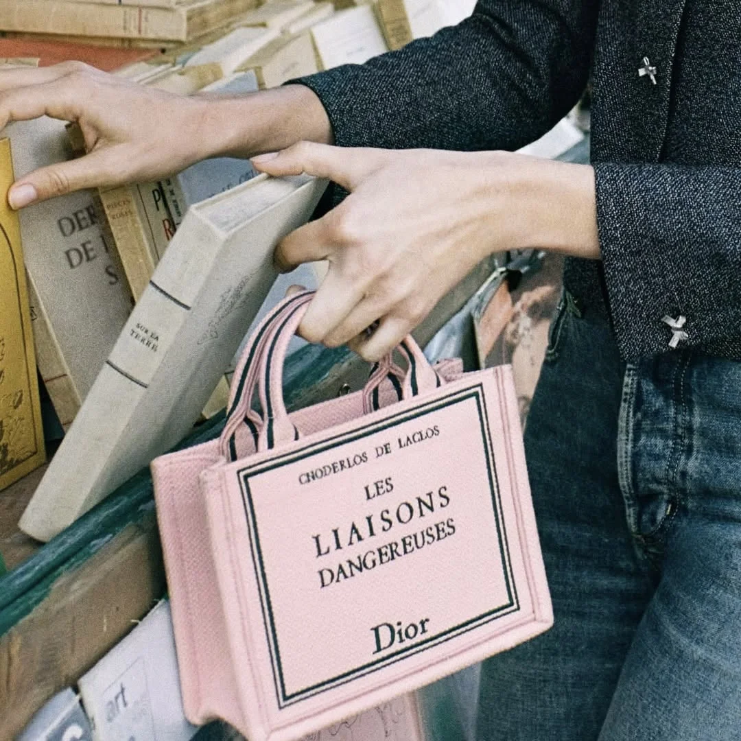 Пополнение в книжно-сумочной коллекции Dior!