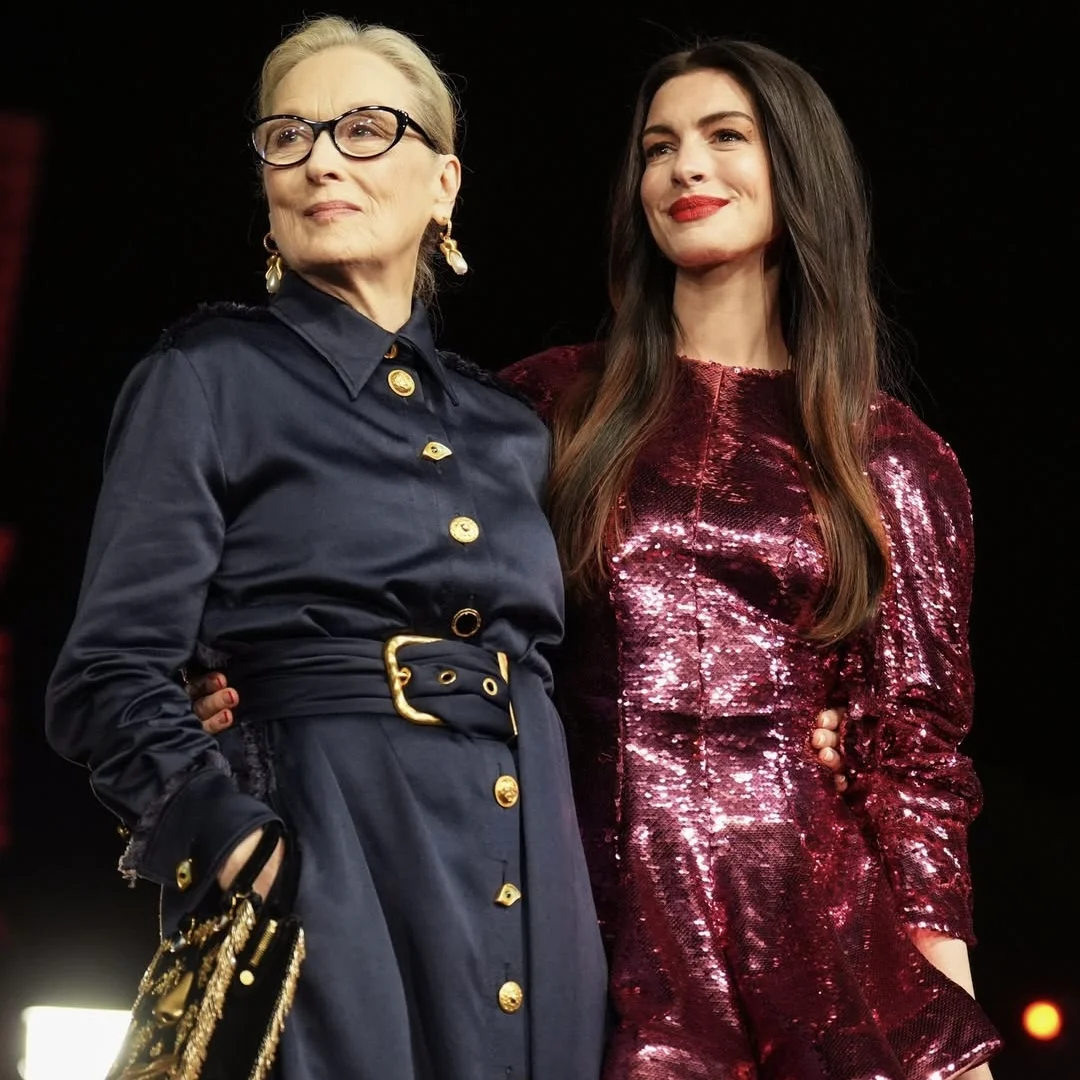 Первые кадры с пресс-тура «Дьявол носит Prada 2».