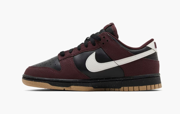 Dunk Low Next Nature WMNS "Burgundy Crush Black"