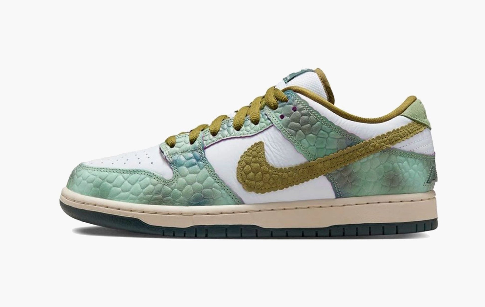 Nike Dunk Low SB Alexis Sablone Chameleon - HJ3386 300 | The Sortage