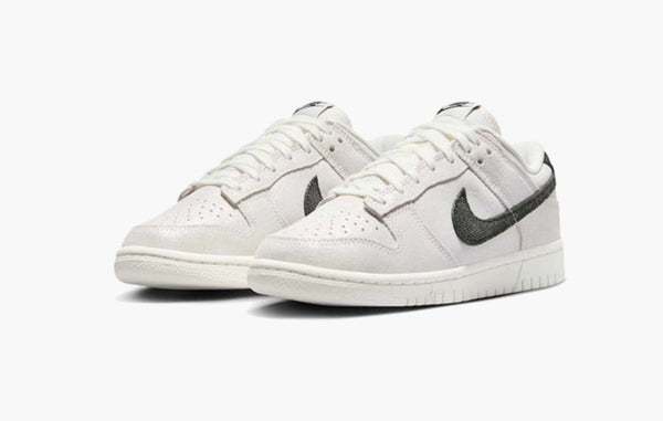 Nike Dunk Low WMNS White Black Team Red -  HQ3502 100 | The Sortage