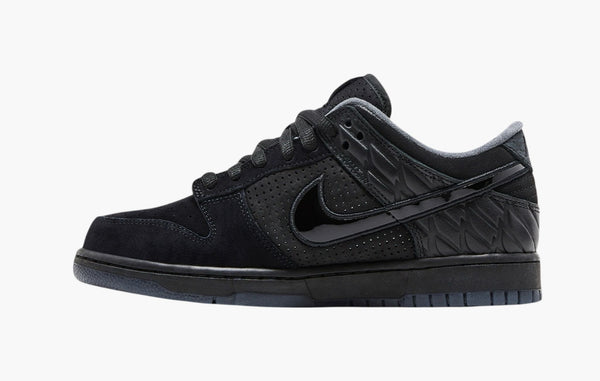 Nike Dunk Low Ducks of a Feather Black University of Oregon PE - HV1470 001 | The Sortage