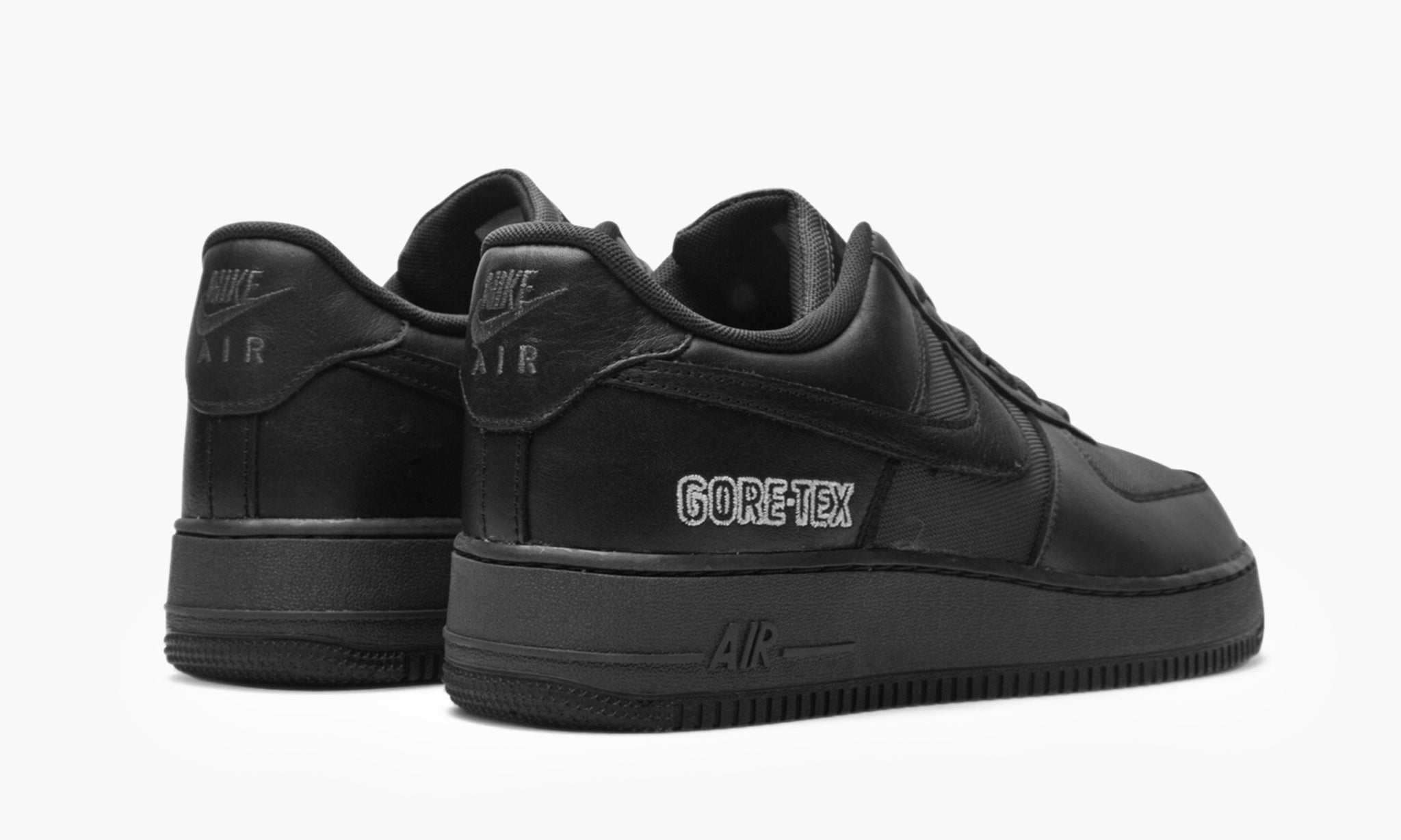 Air Force 1 Low Gore Tex Black CT2858 001 The Sortage