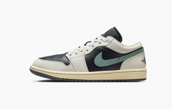 Air Jordan 1 Low WMNS Jade Smoke - DC0774 001 | The Sortage