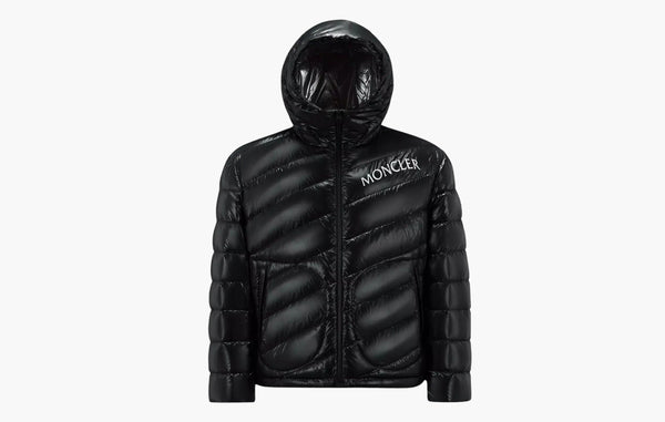 Moncler Shama Short Down Jacket Black | Sortage.