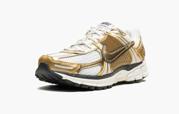 Nike Zoom Vomero 5 WMNS Metallic Gold - HF7723 001 | Sortage.