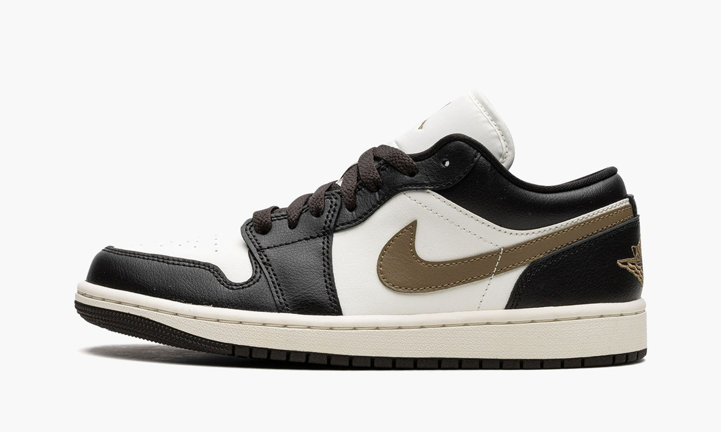 Air Jordan 1 Low WMNS Shadow Brown - DC0774 200 | The Sortage