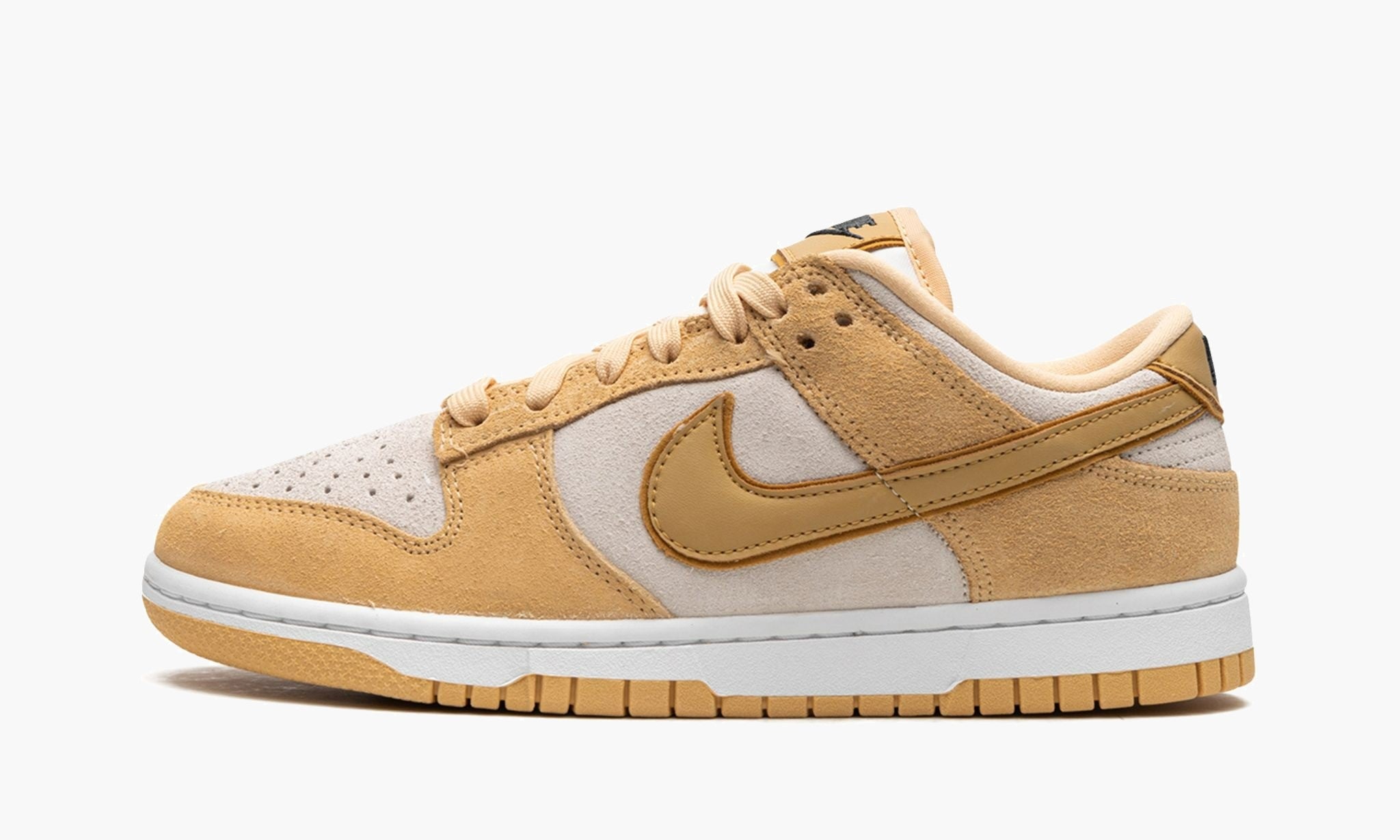 Dunk Low WMNS Celestial Gold Suede DV7411 200 The Sortage