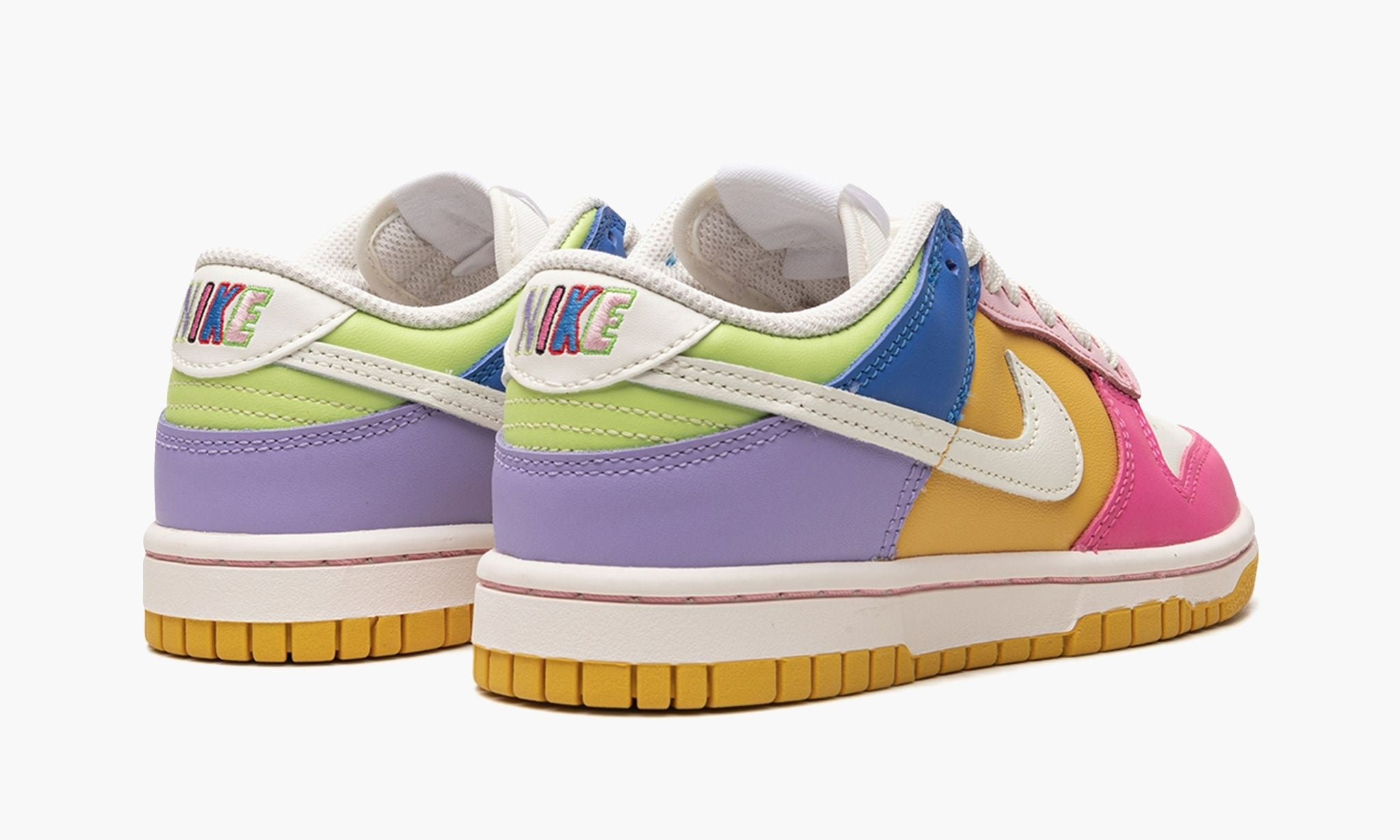 Dunk Low WMNS 