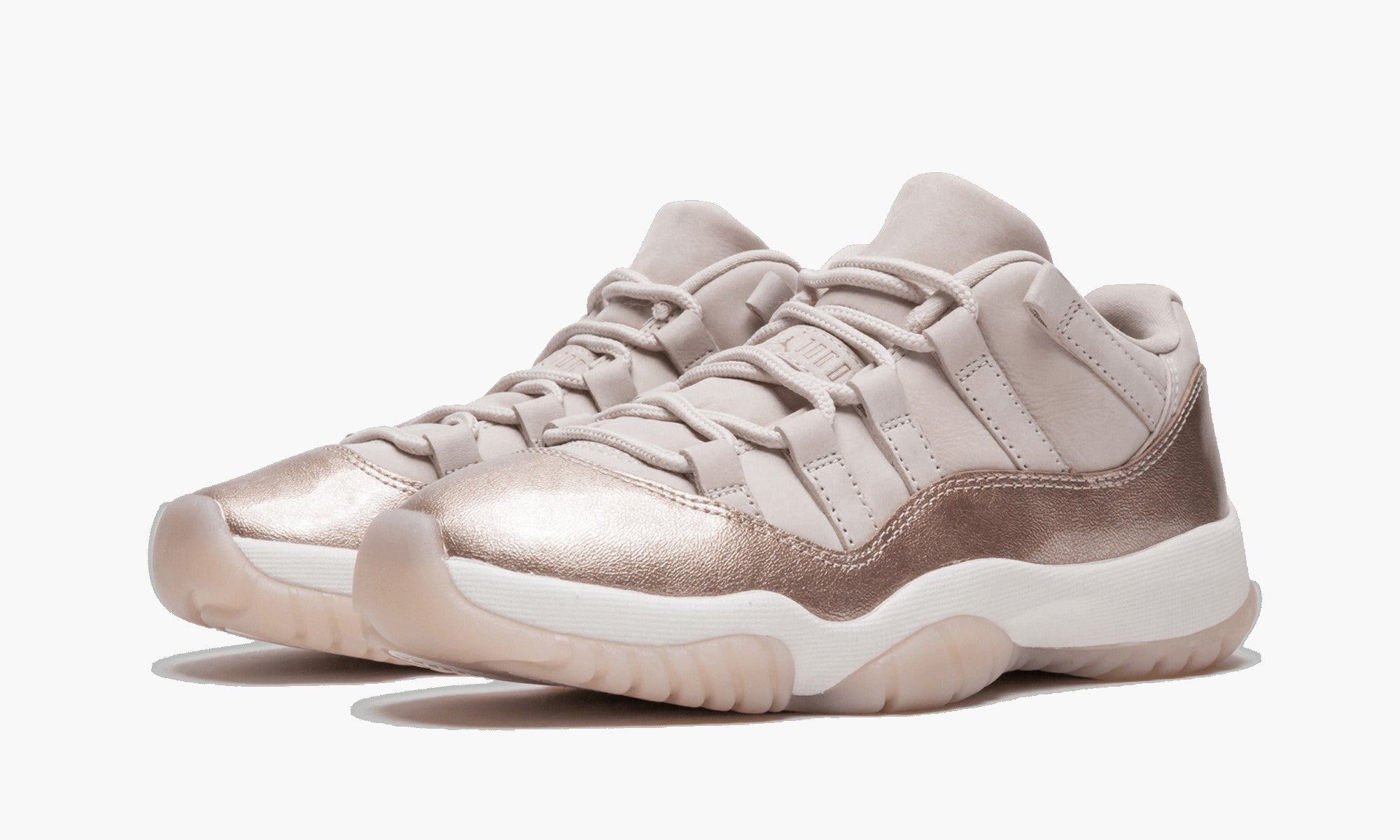 Air Jordan 11 Retro WMNS Low