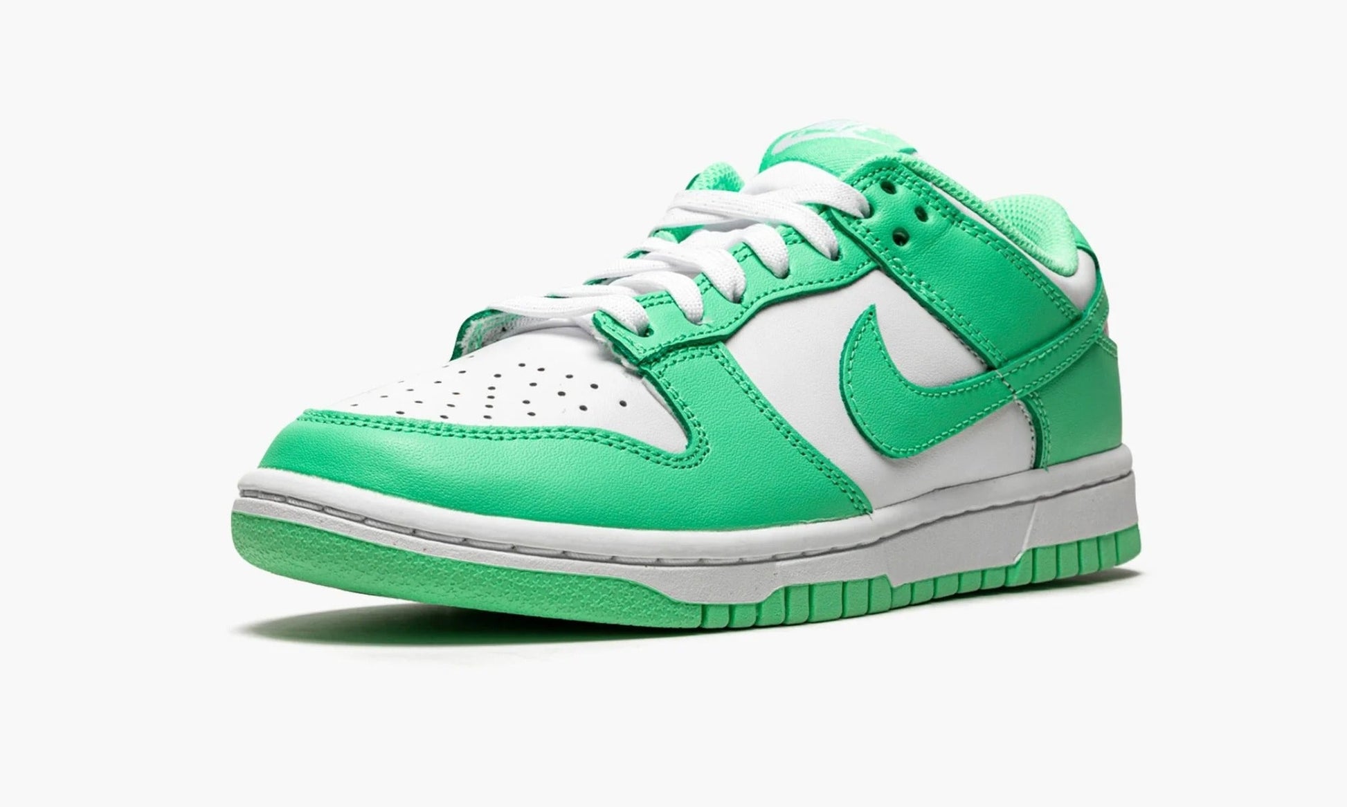 Dunk Low WMNS Green Glow - DD1503 105 | The Sortage