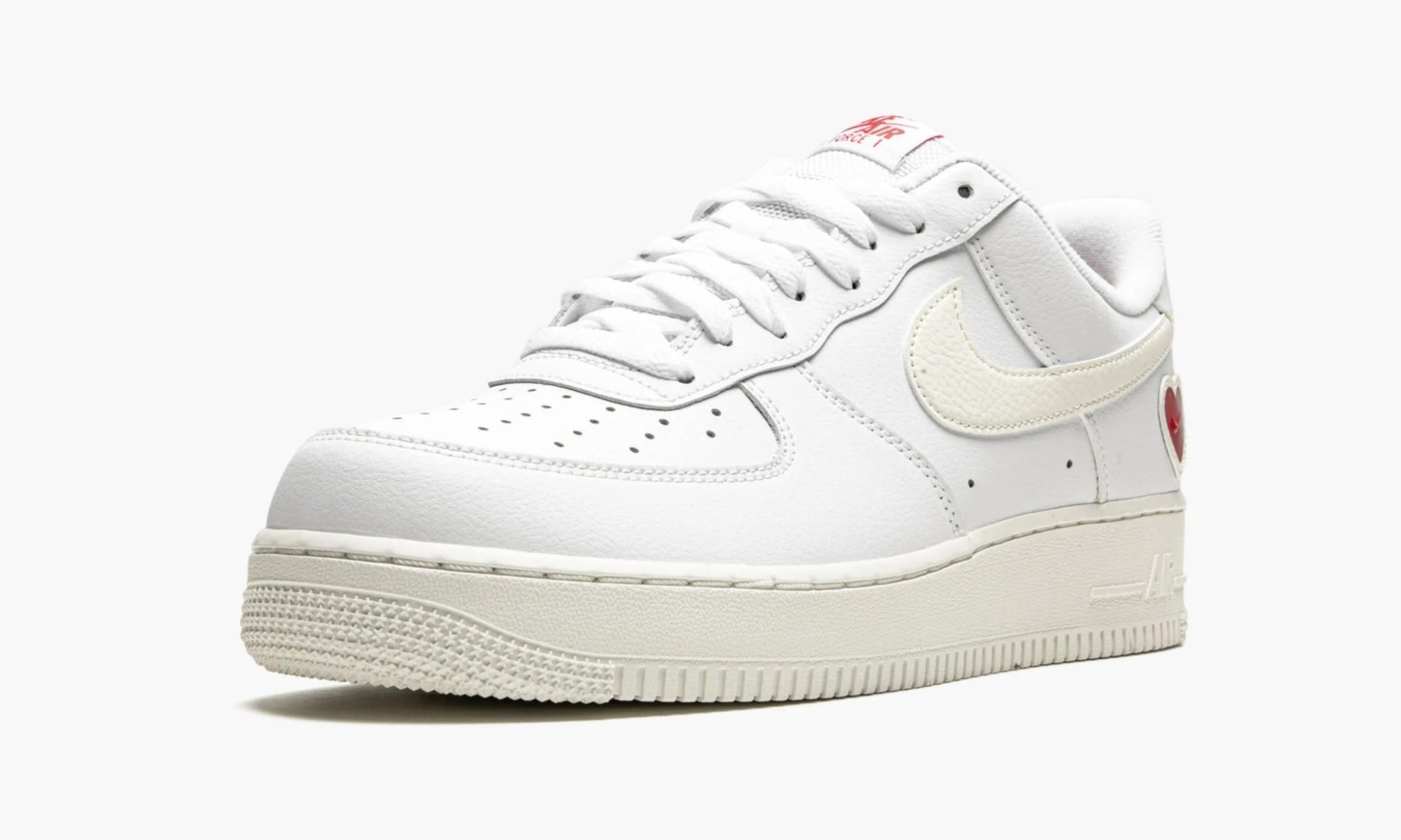 Air Force 1 Low Valentines Day 2021 - DD7117 100 | The Sortage