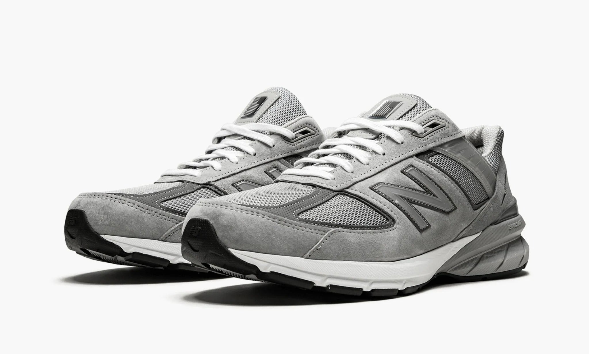 New balance store shoes 990v5