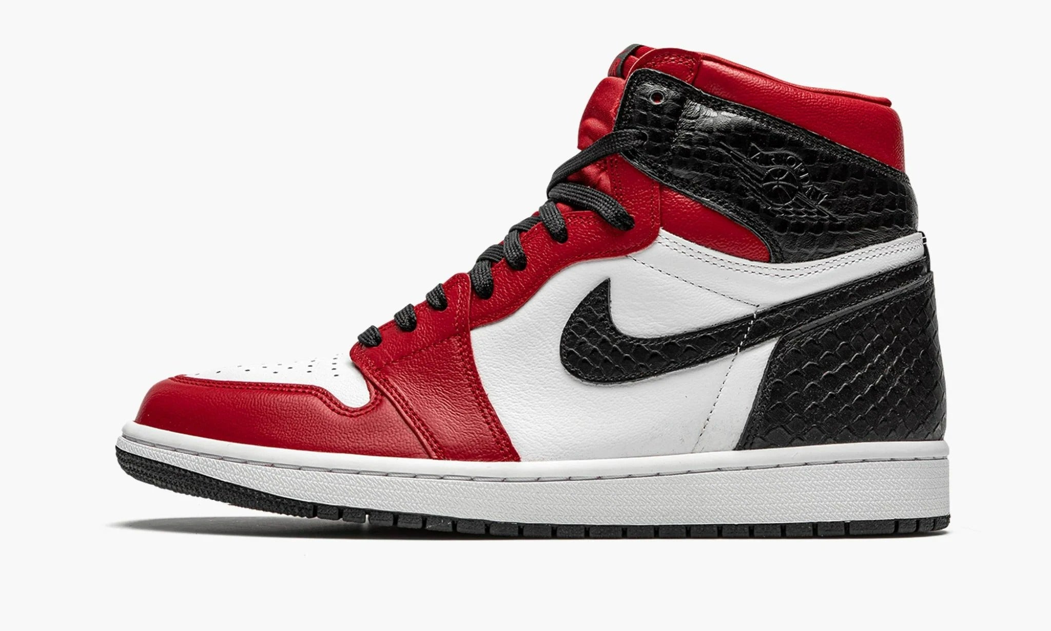 Air jordan high. Air Jordan 1 Satin Snake. Air Jordan 1 Black Satin. Nike Air Jordan 1 Satin Snake. Nike Air Jordan 1 Snakeskin.