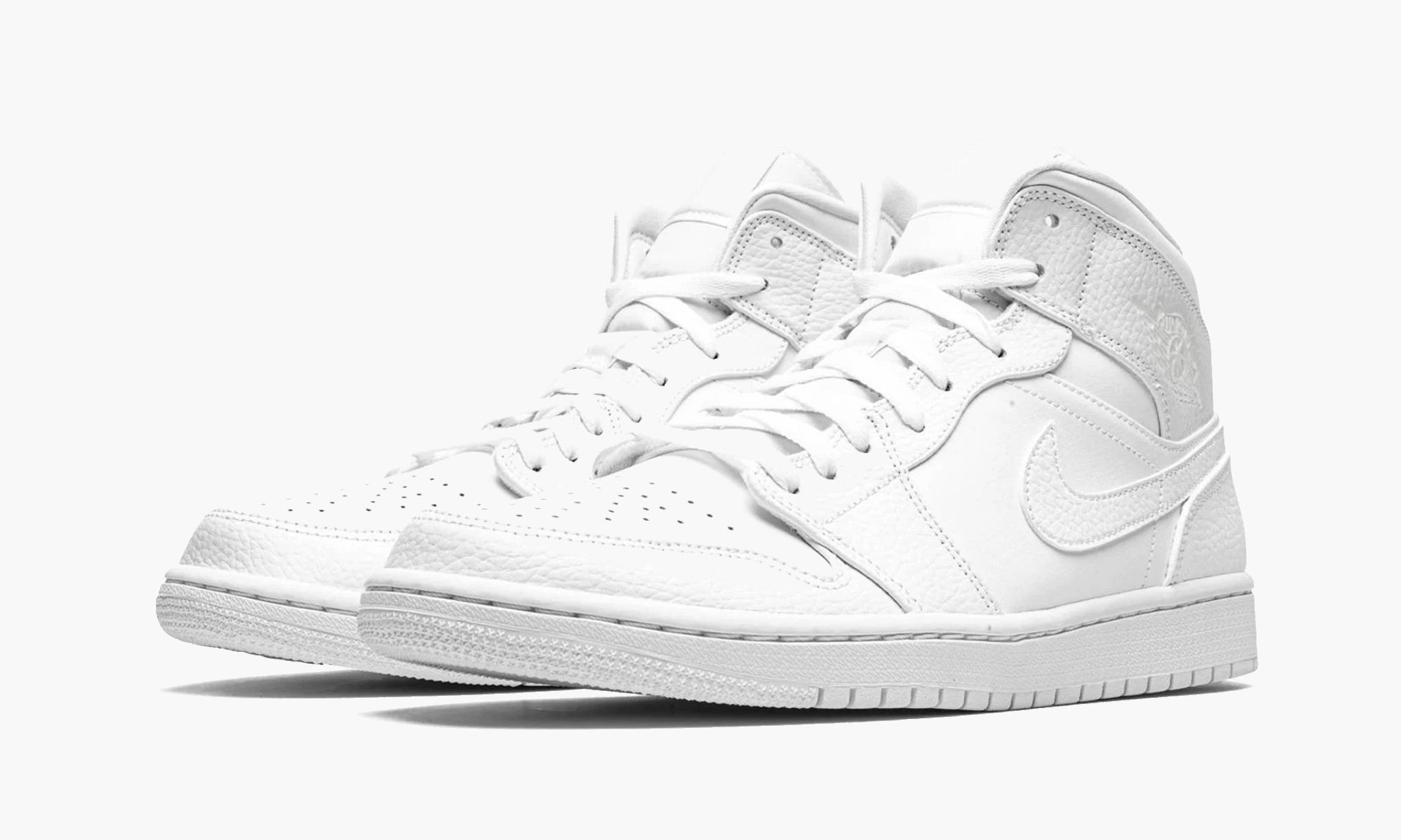 Air Jordan 1 Mid Triple White 2.0 2020 The Sortage