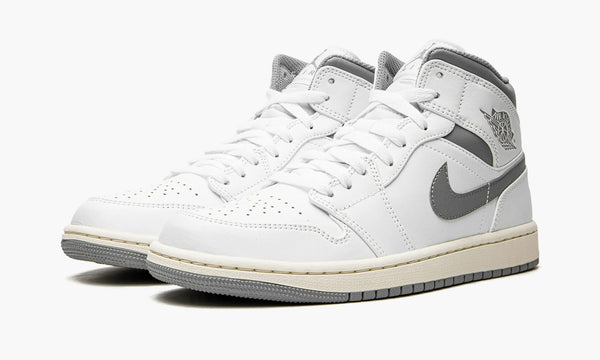 Air Jordan 1 Mid Neutral Grey - 554724 135 | The Sortage