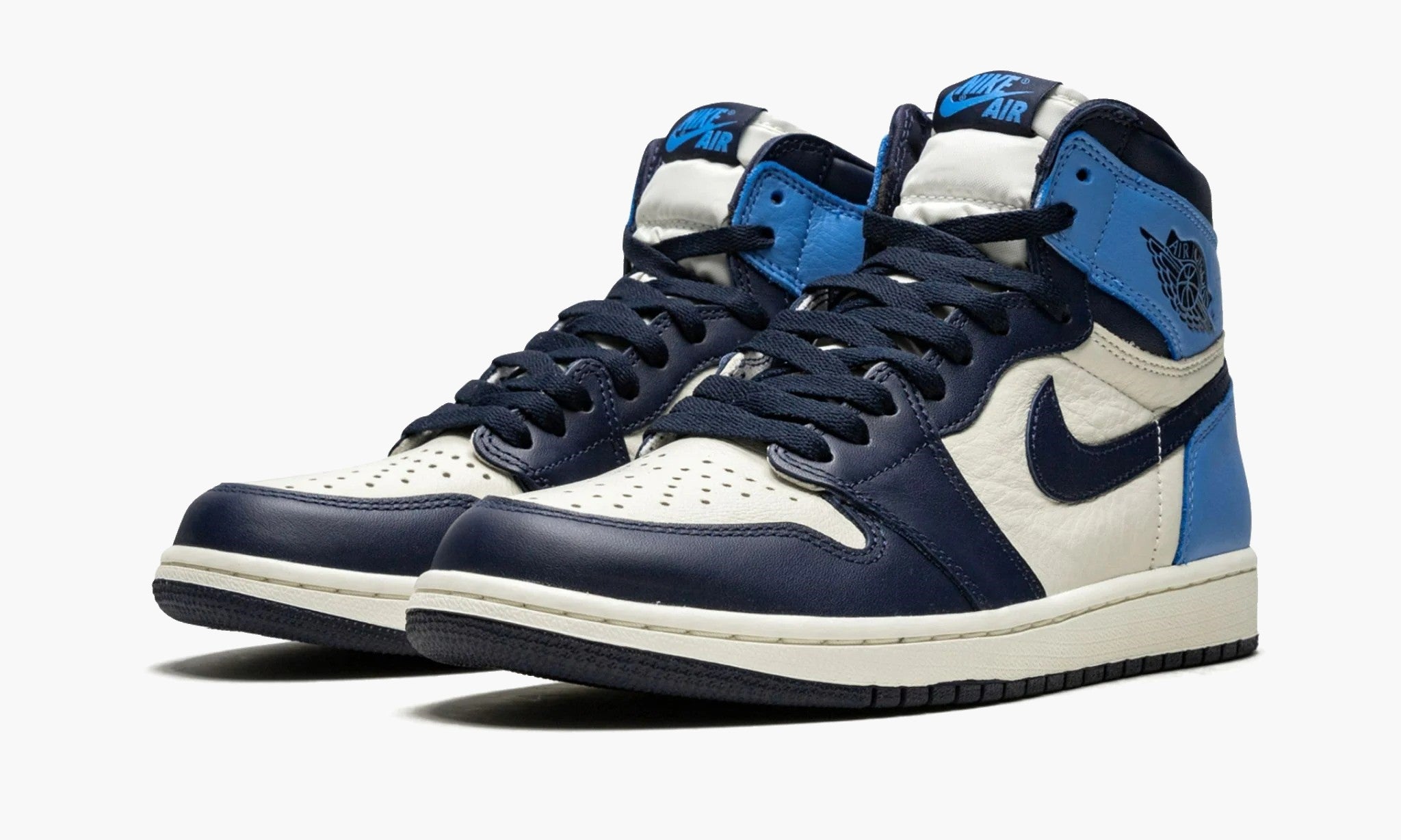 Nike air jordan 1 shop retro high obsidian unc