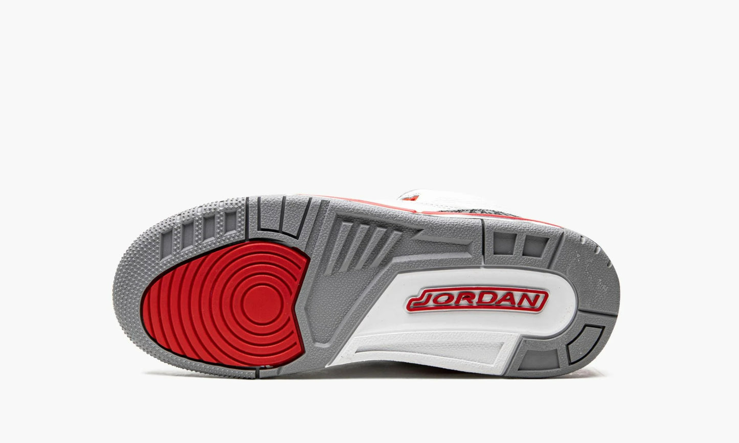 Air Jordan 3 Retro GS Fire Red 2022 - DM0967 160 | The Sortage
