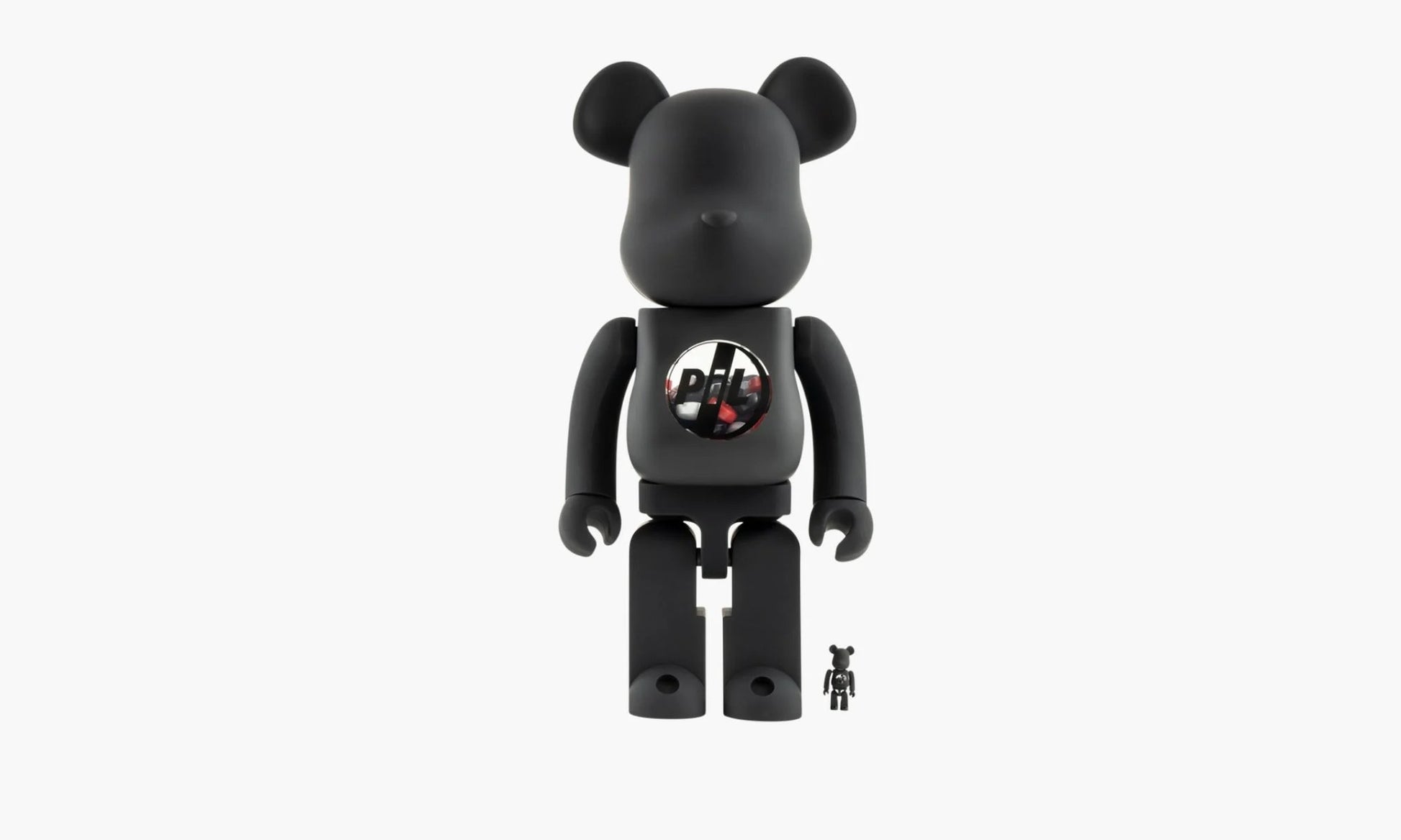 Bearbrick Pil 100% and 1000% | The Sortage