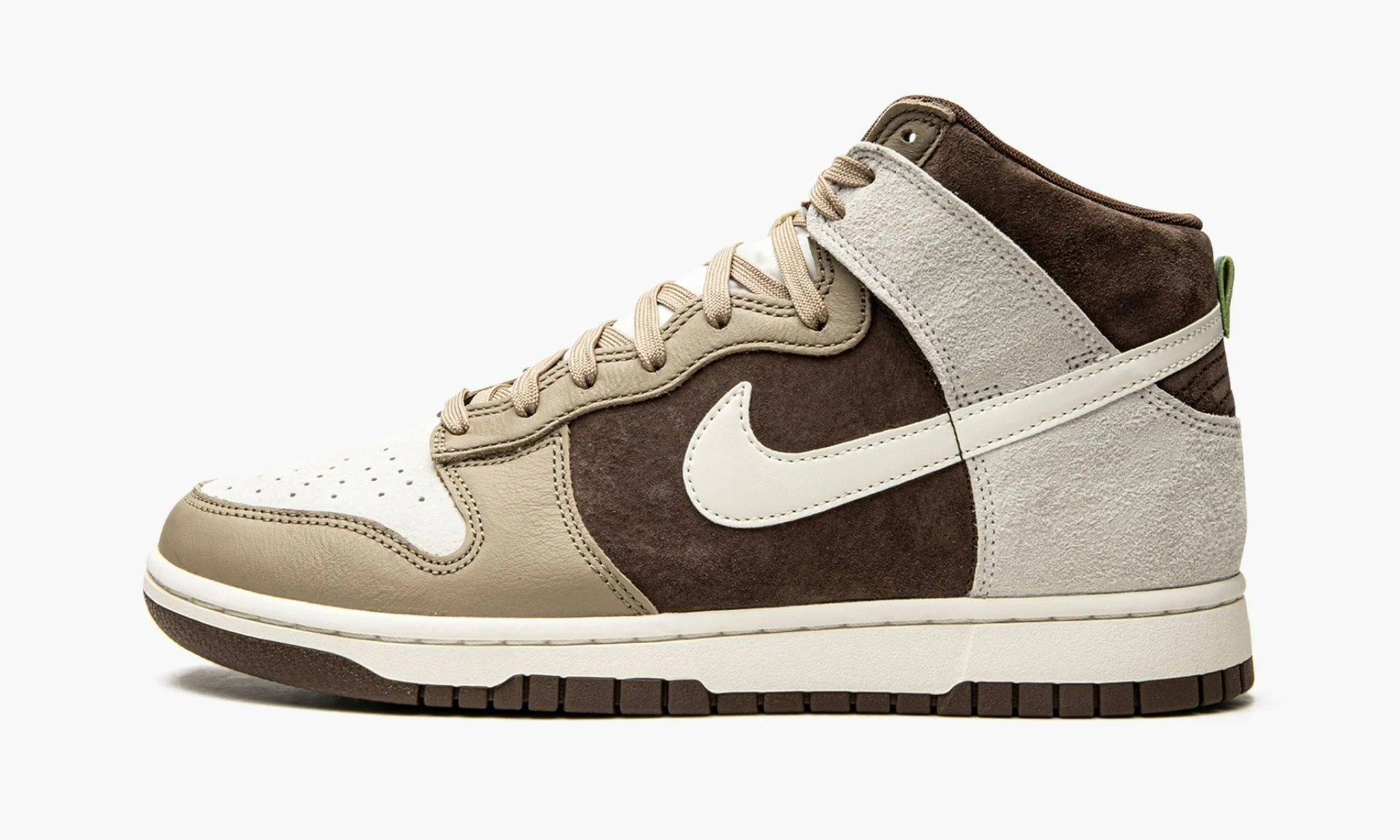 Dunk High Light Chocolate - DH5348 100 | The Sortage