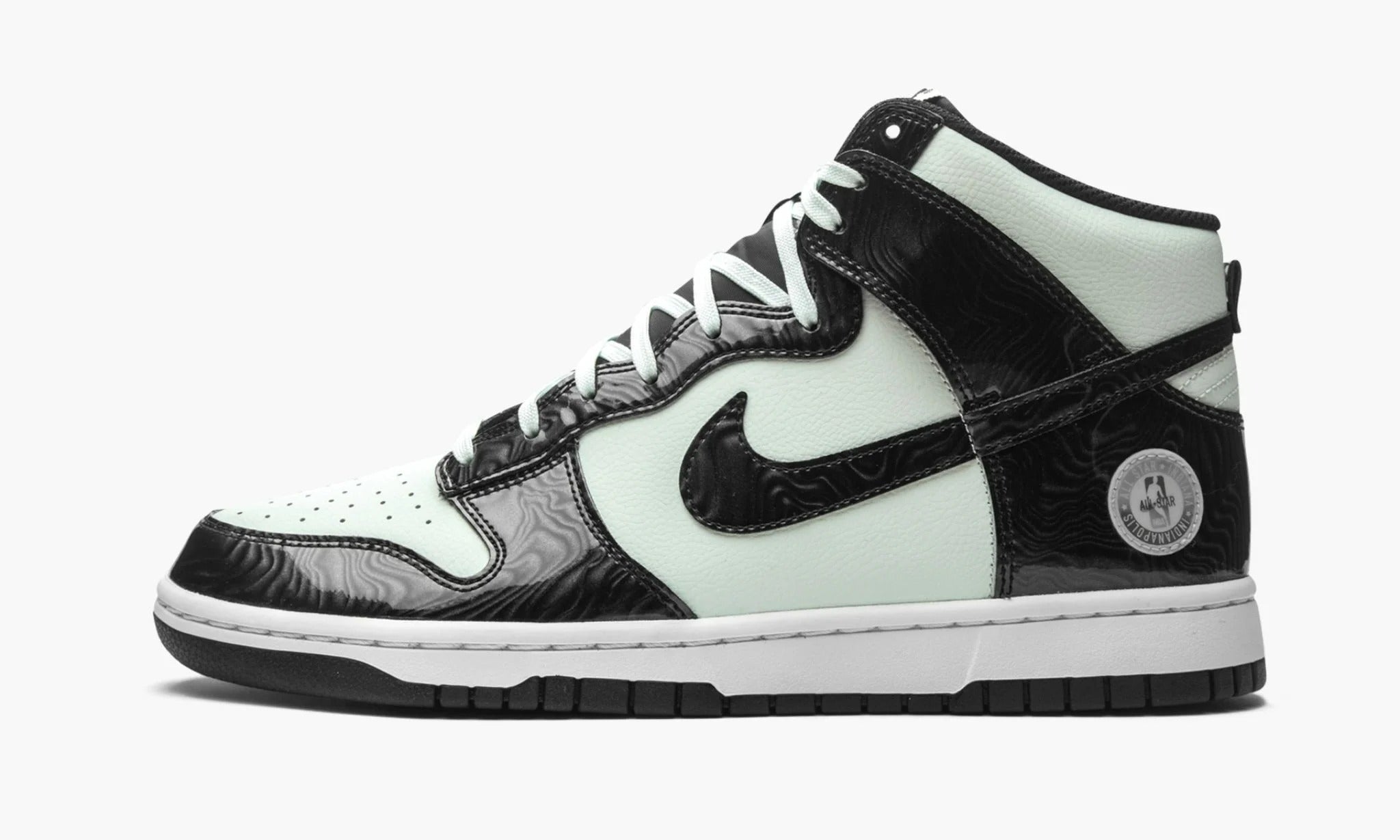 Nike dunks high on sale sale