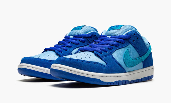 Dunk SB Low Blue Raspberry - DM0807 400 | The Sortage