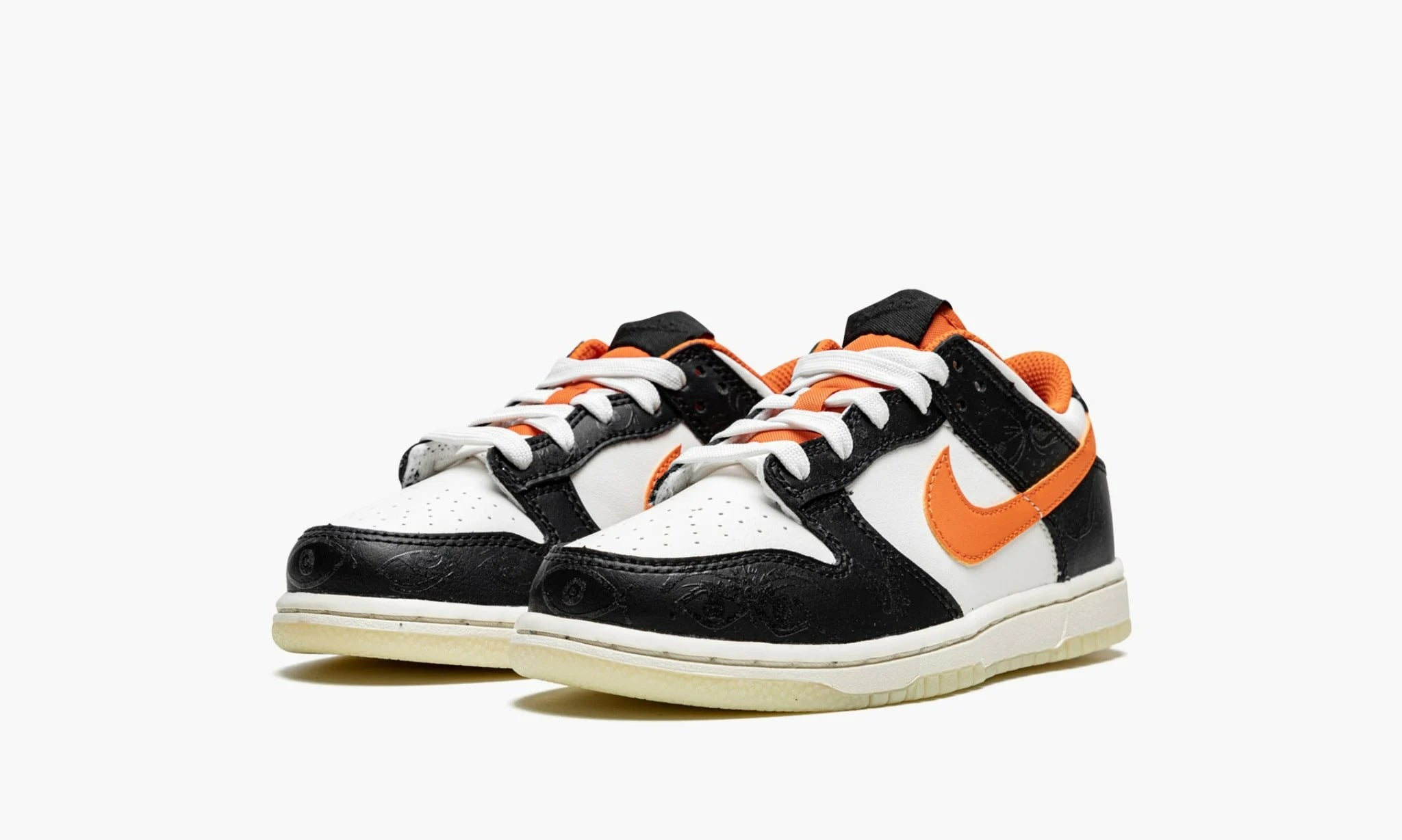 海外限定 お取り寄せ商品】NIKE がたく DUNK LOW PRM HALLOWEEN (2021) (GS) DO3806-100