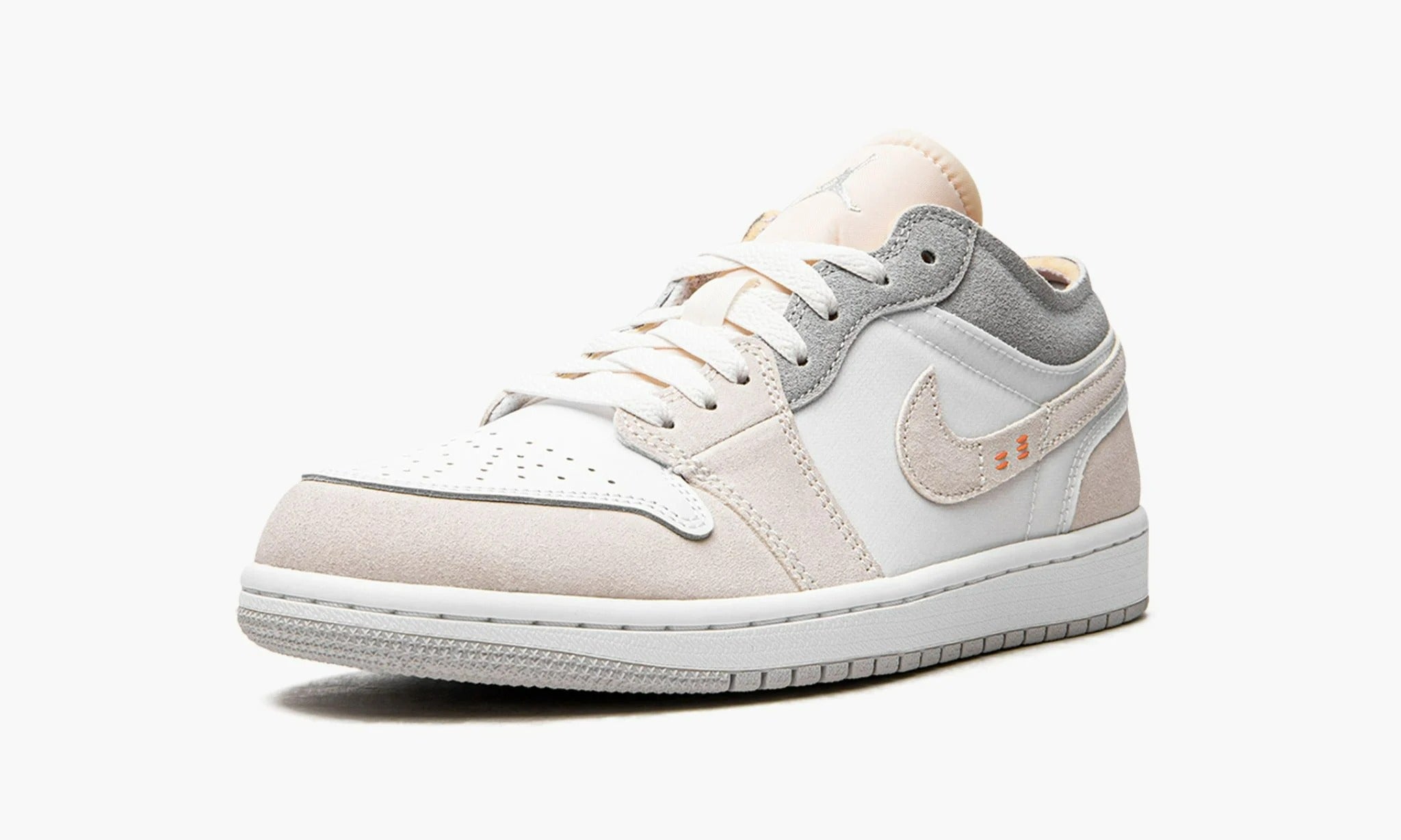 Nike air jordan 1 shop low trainers in off white