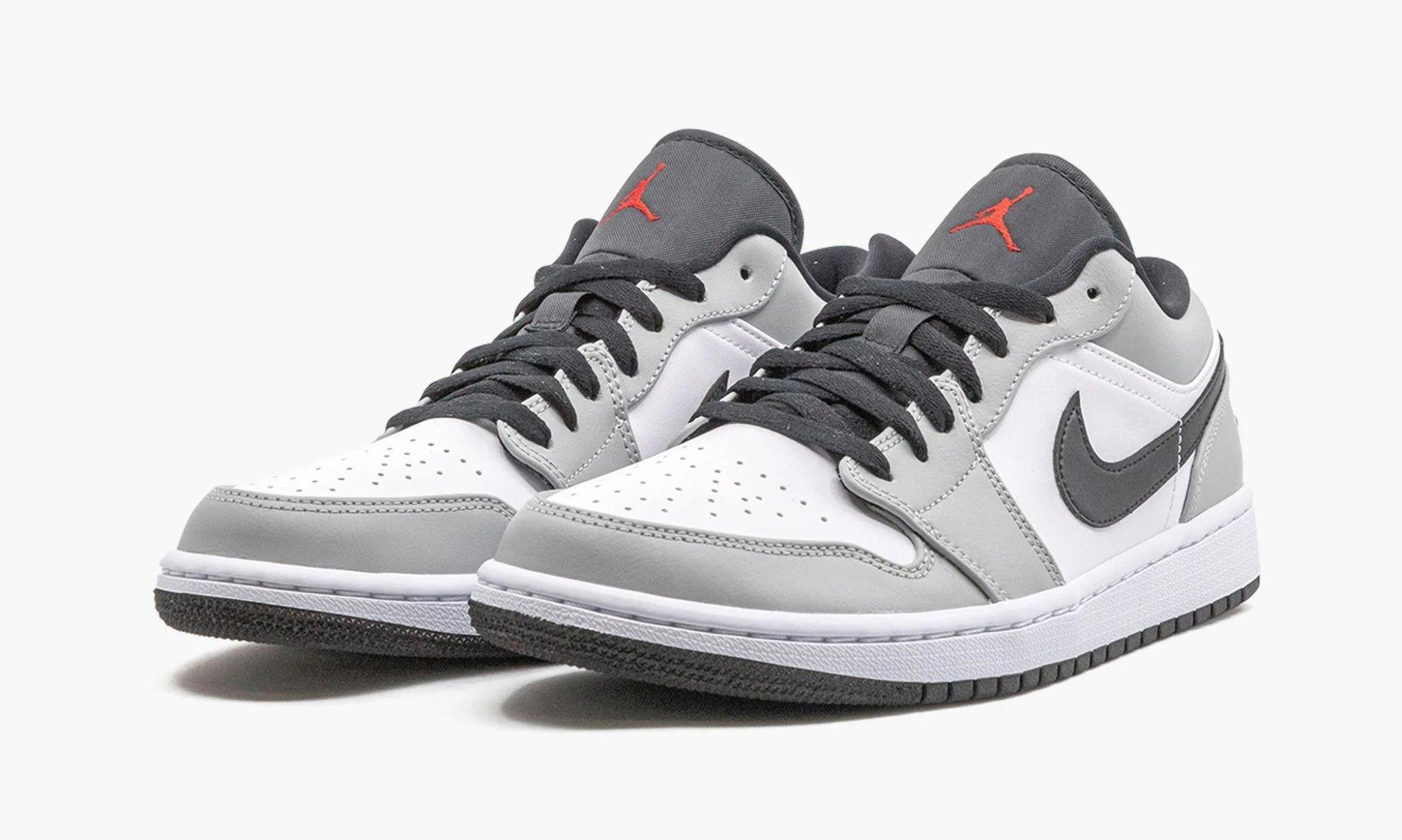 Nike Air Jordan 1 Low 1 The Sortage