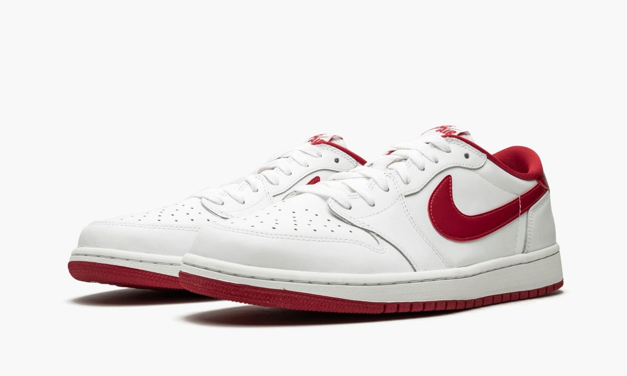 Nike air jordan 1 shop retro low og white