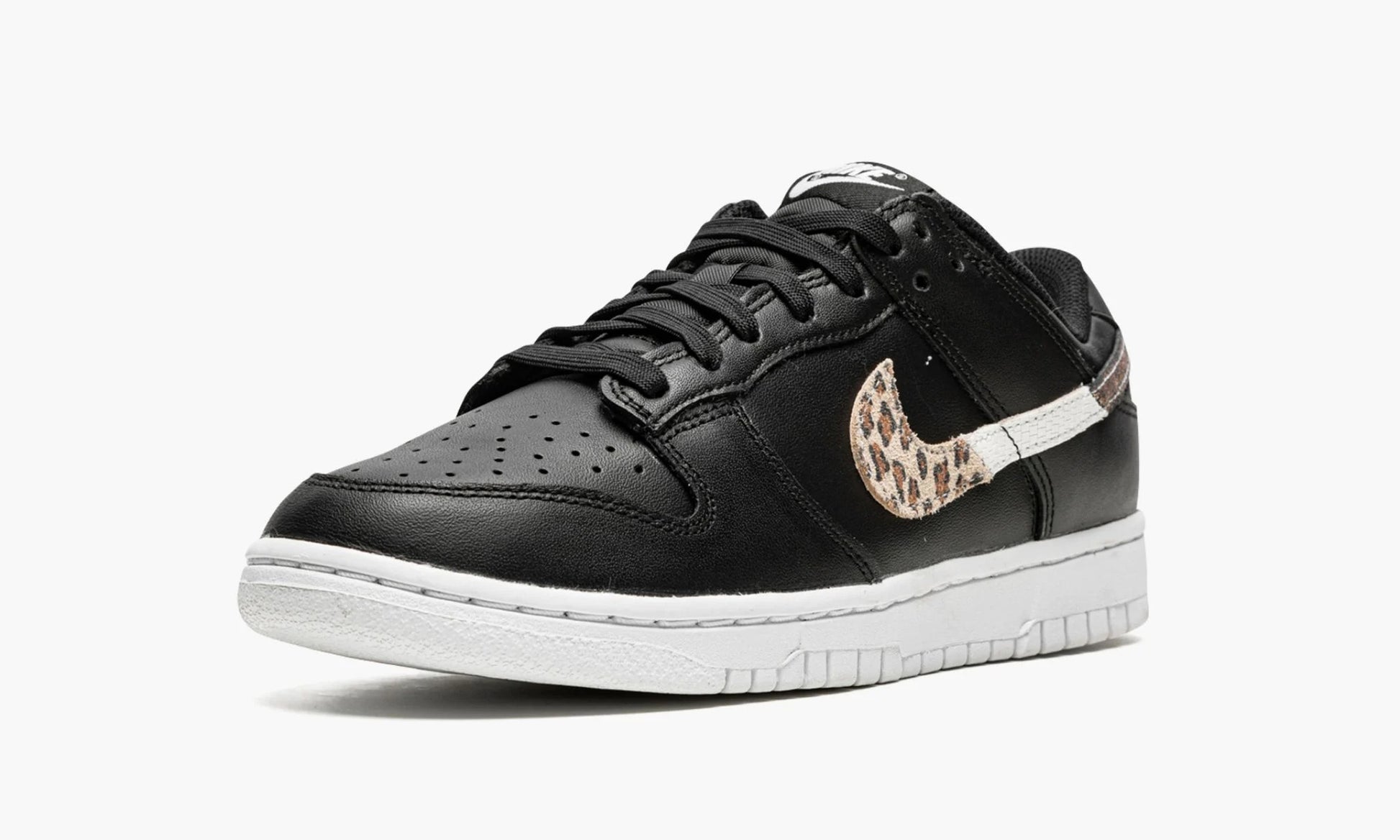 Dunk Low SE WMNS Animal Instinct - DD7099 001 | The Sortage