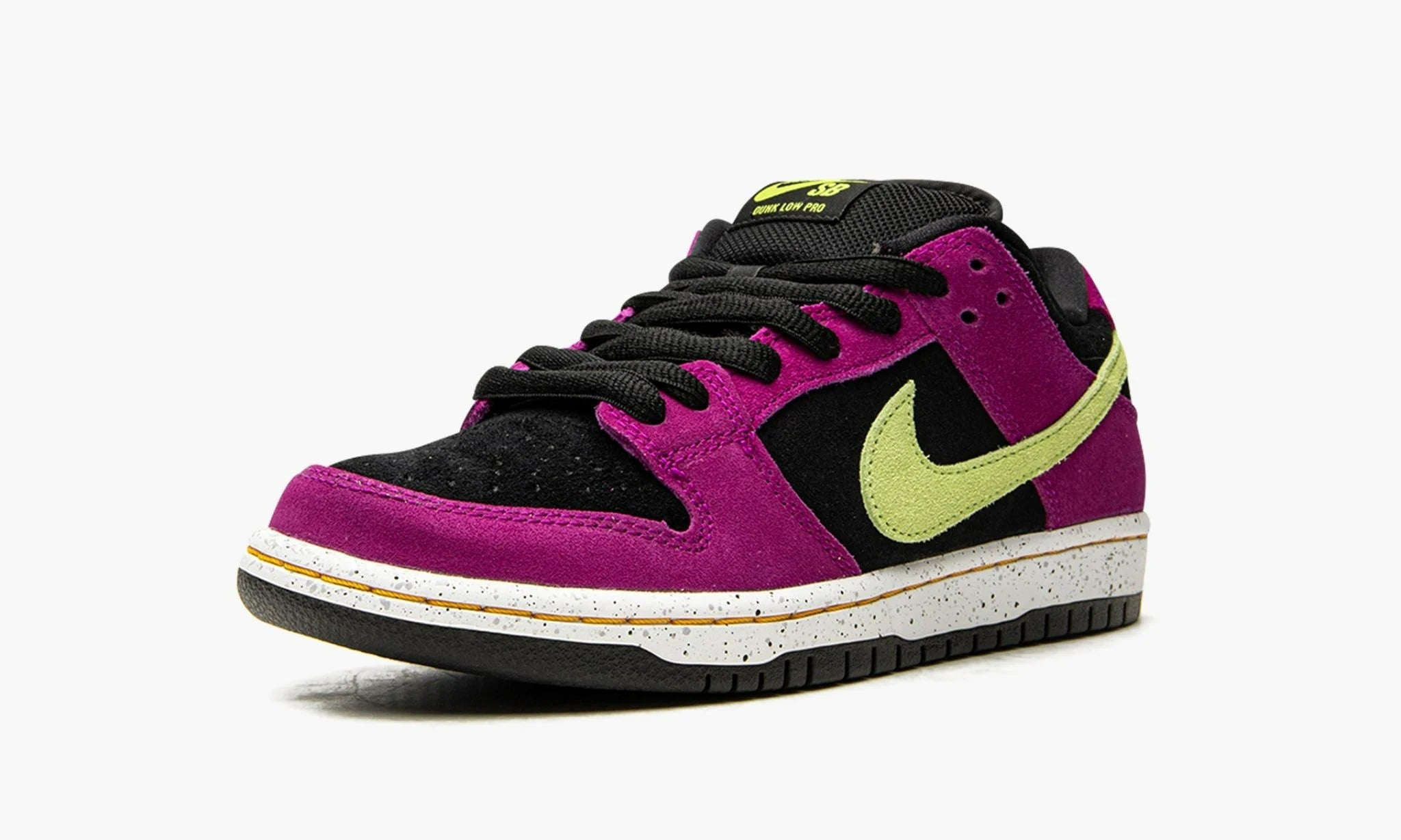 Dunk SB Low ACG Terra Red Plum BQ6817 501 The Sortage