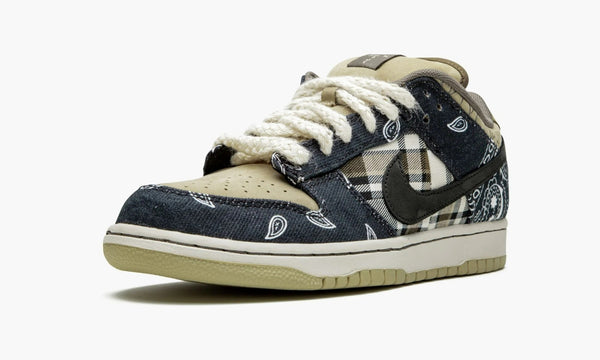 SB Dunk Low Travis Scott - CT5053 001 | The Sortage