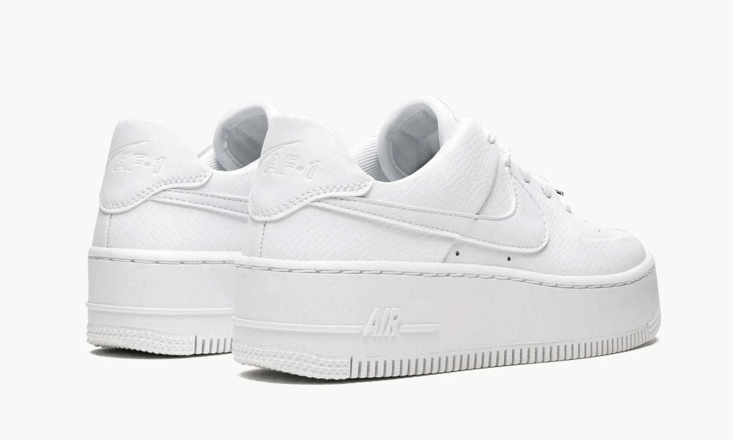 Air Force 1 Sage Low Triple White - AR5339 100 | The Sortage
