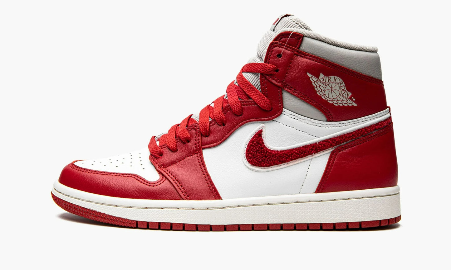 Air Jordan 1 High WMNS Varsity Red - DJ4891 061 | The Sortage 