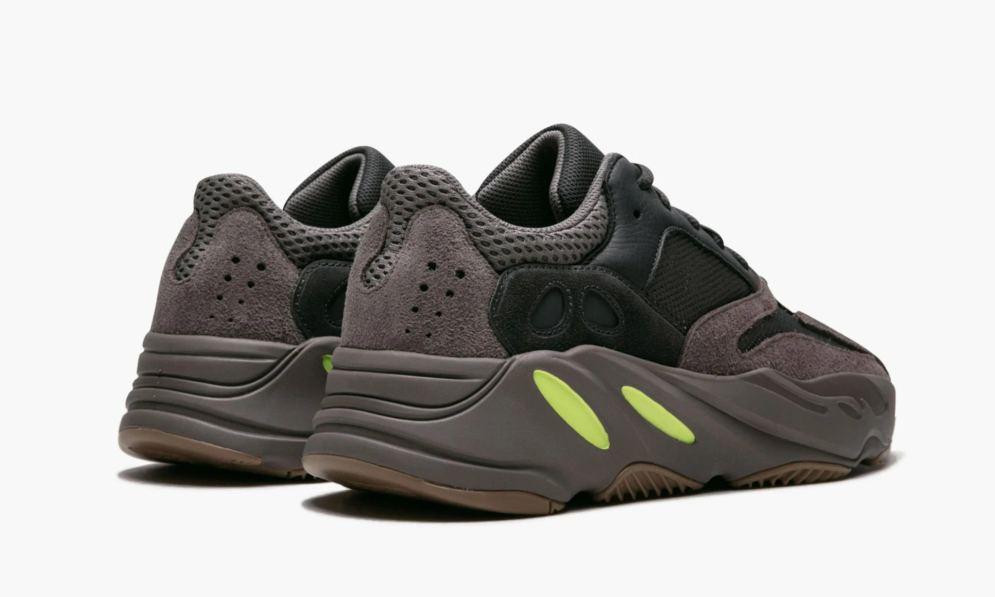 Yeezy 700 2024 mauve farfetch